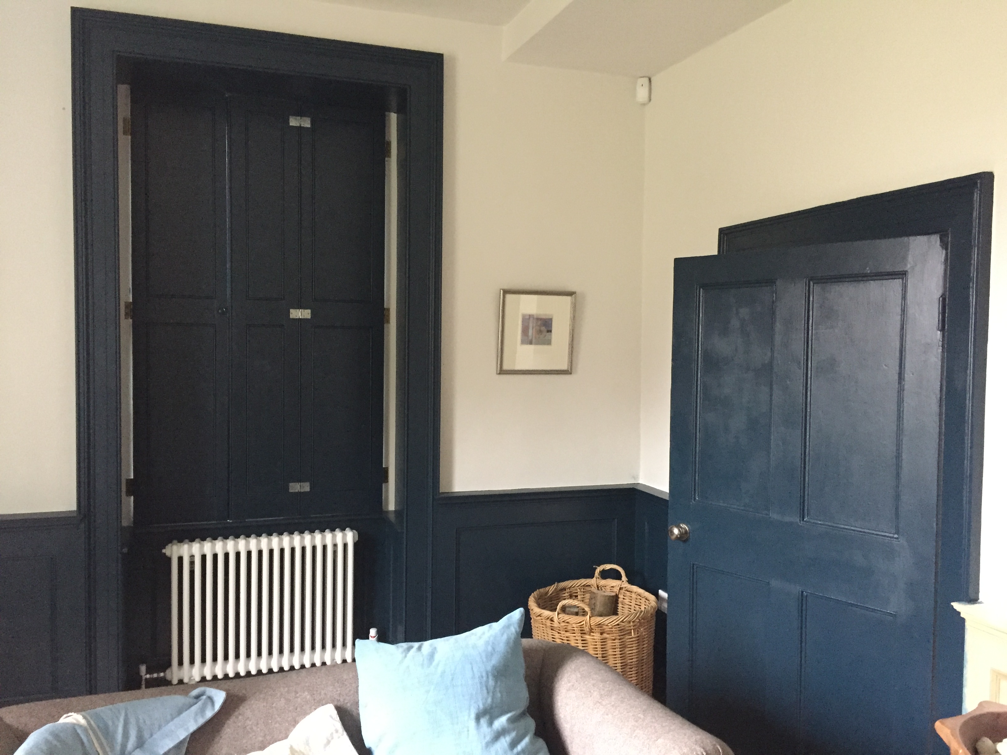 TV Room Woodwork Painting