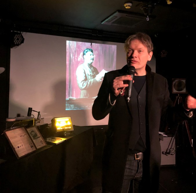 Stephen Coates Explaining The X-Ray Audio Project