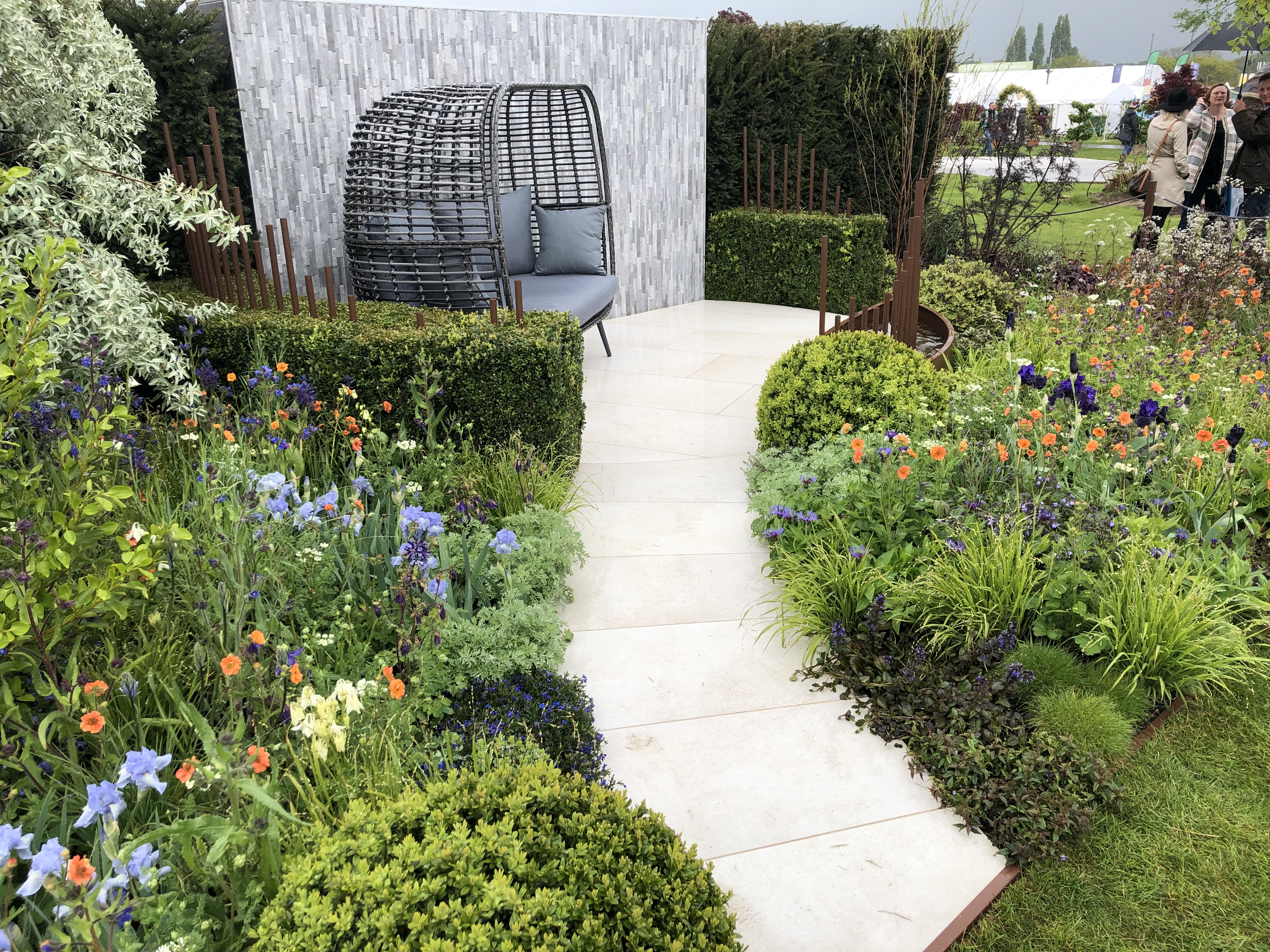Habit of Living Garden By Tatlow and Hathaway