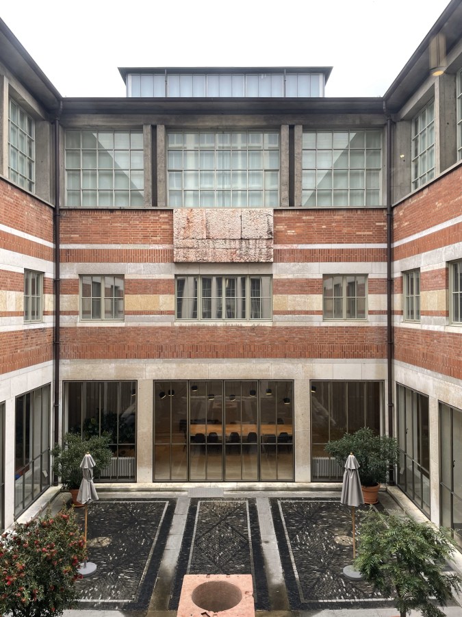 Basel Kunstmuseum (Hauptbau - Main Building)