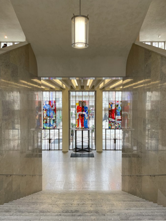 Inside Basel Kunstmuseum (Hauptbau - Main Building)